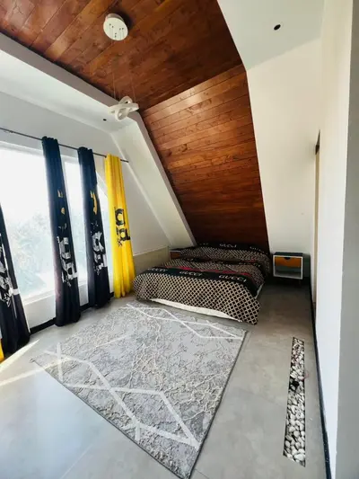 ویلا سه خوابه دوبلکس سوئیسی استخردار آبگرم دریایی