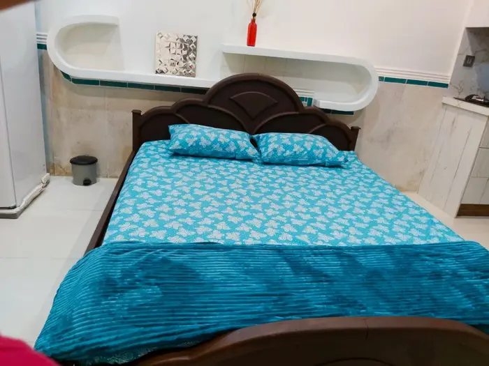 اقامتگاه سنتی قوام - واحد آبی