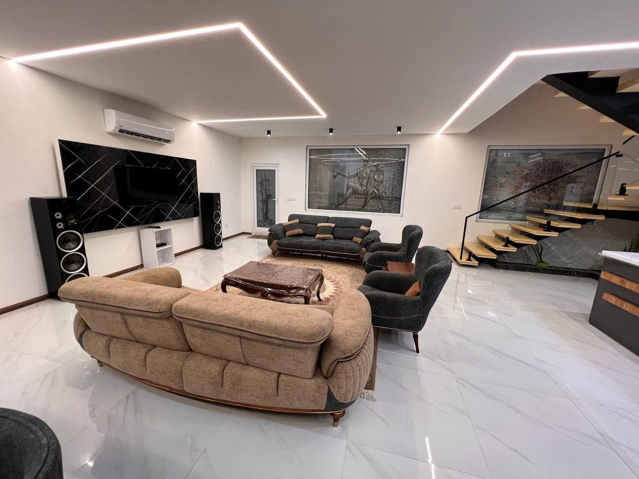 ویلا سه خوابه تریپلکس استخردار آبگرم مروارید