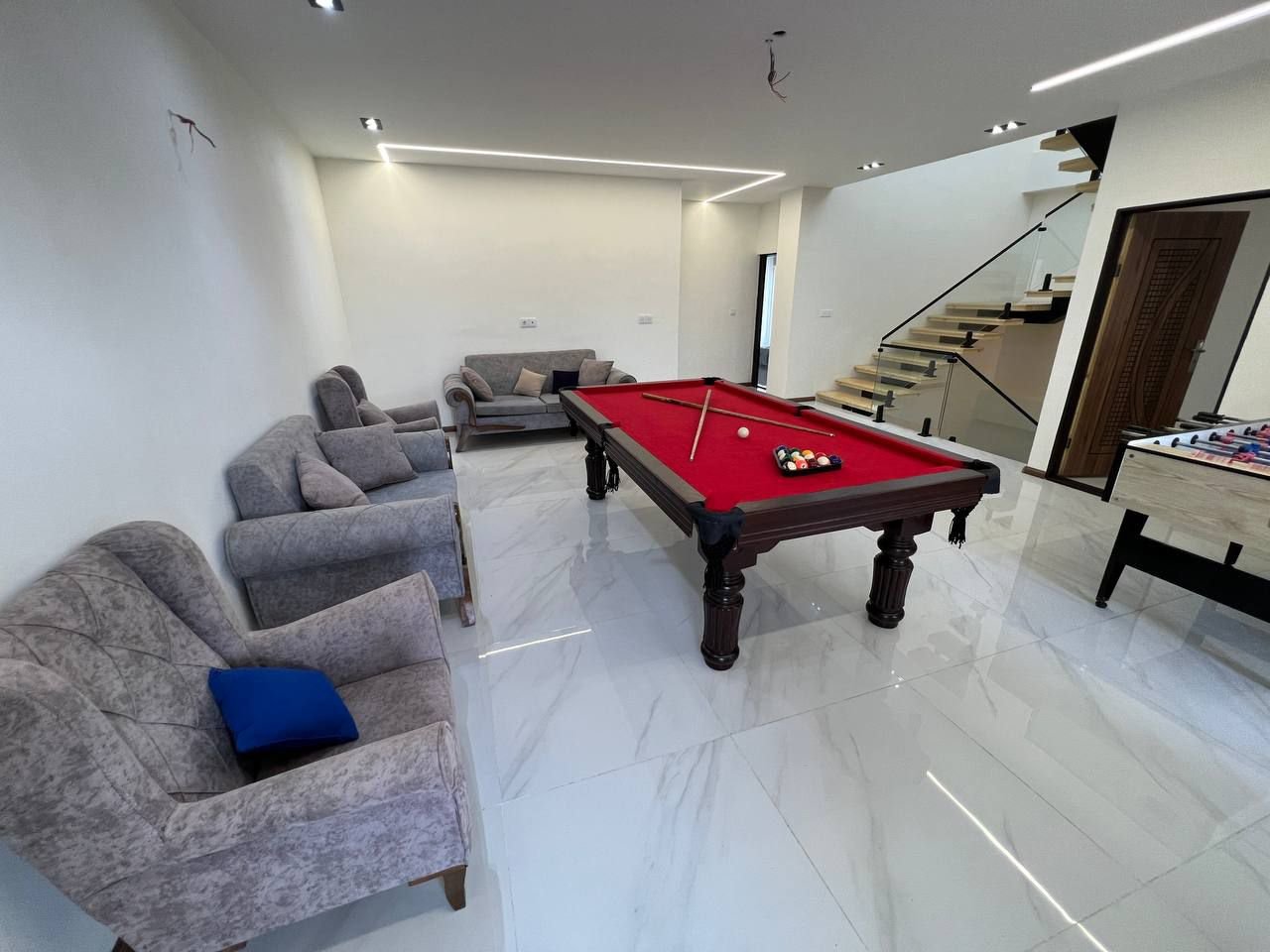 ویلا سه خوابه تریپلکس استخردار آبگرم مروارید