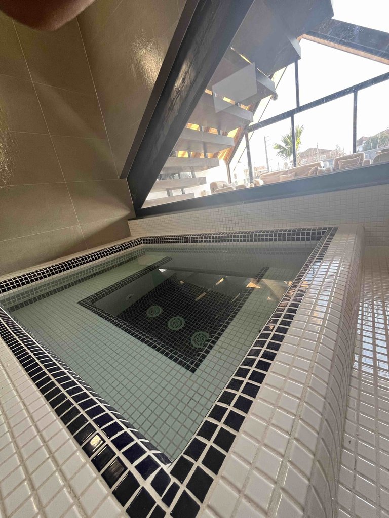 ویلا دوخوابه دوبلکس جکوزی دار تویا