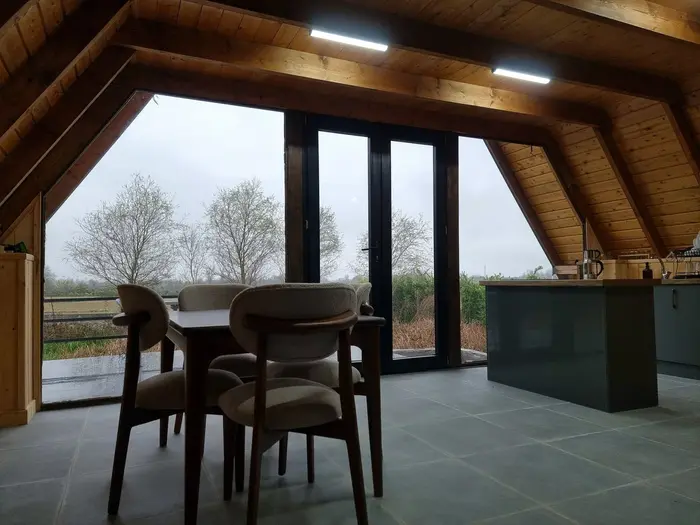 کلبه فلت کیهان