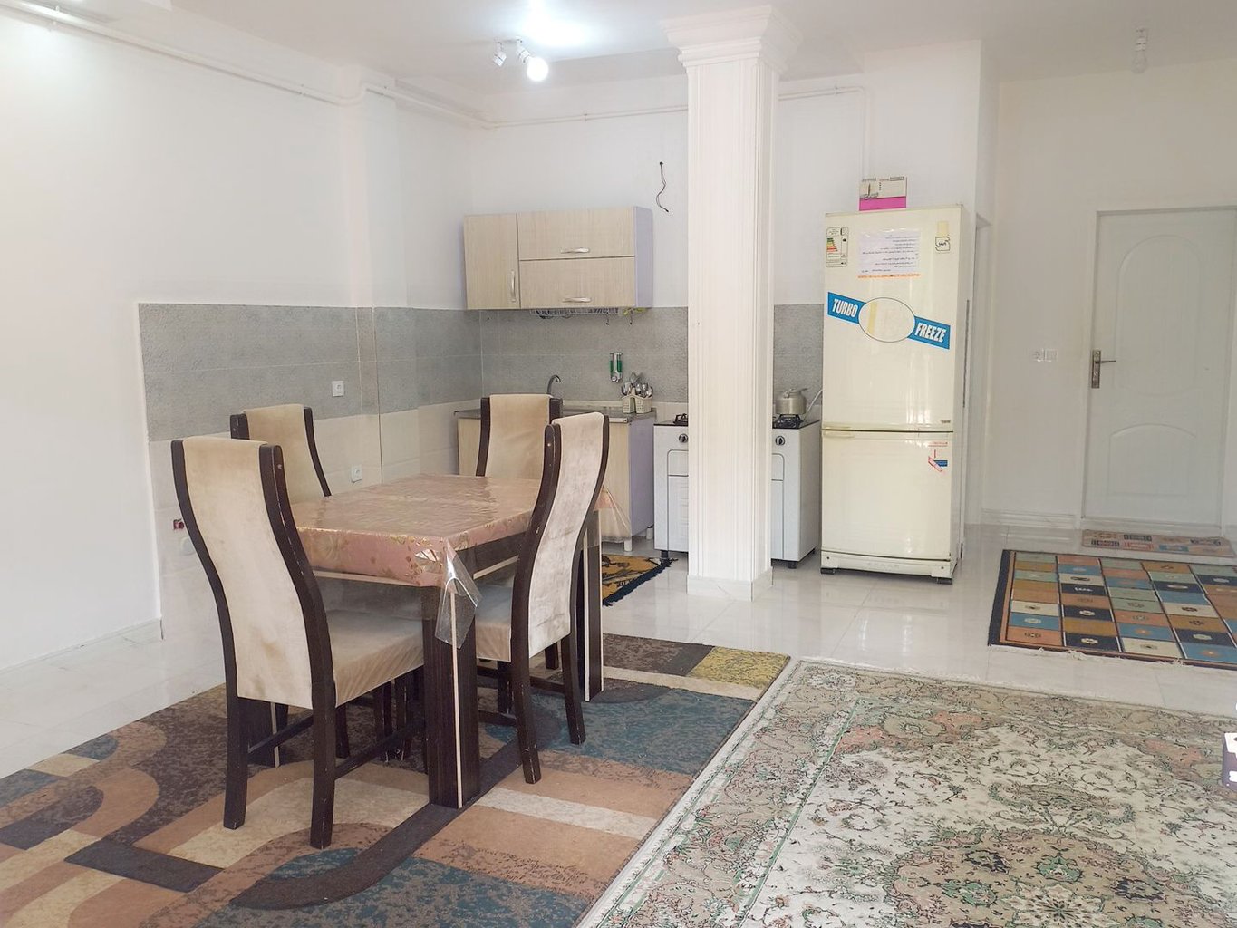 ویلا دوخوابه جنگلی مهبد