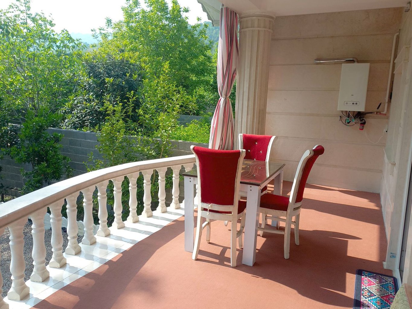 ویلا دوخوابه جنگلی مهبد