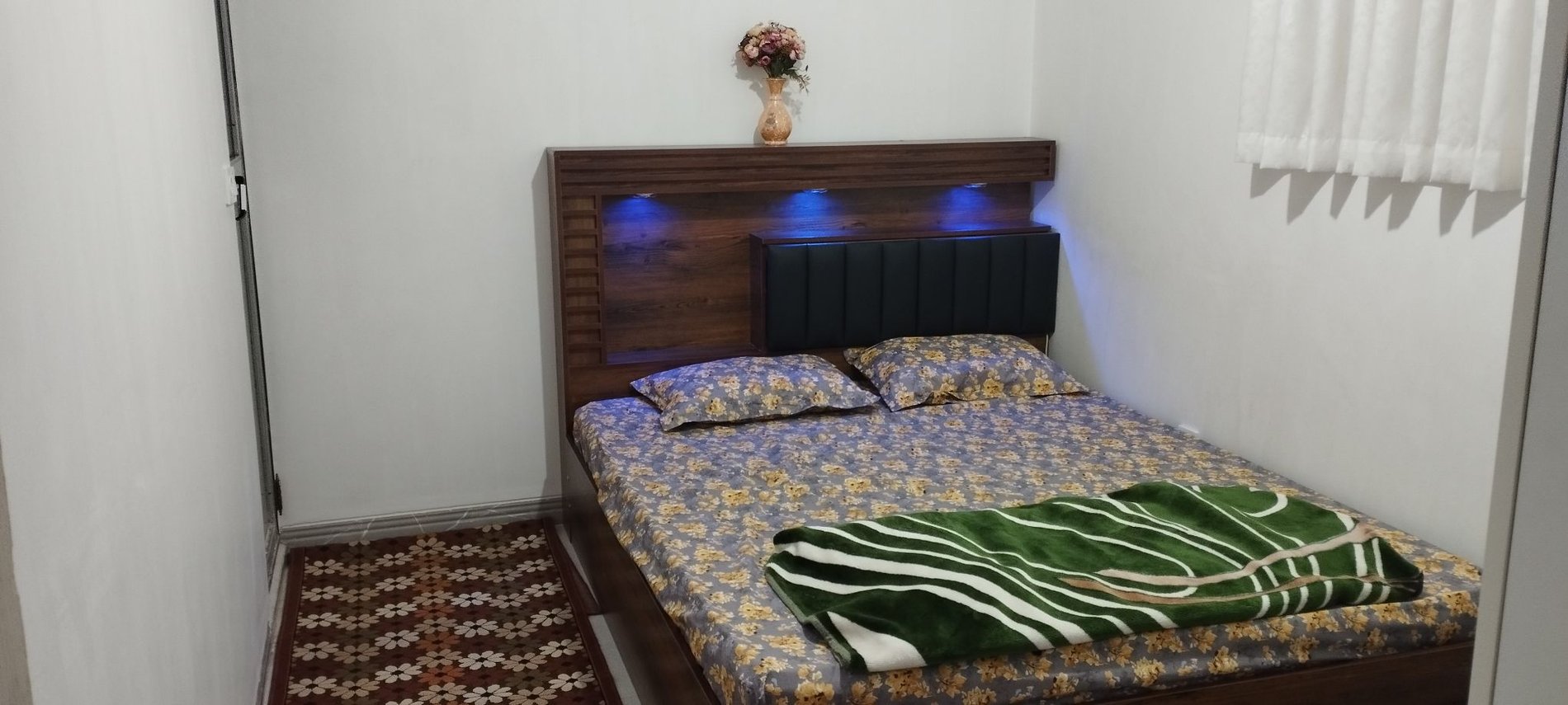 یک خوابه سرای نگار