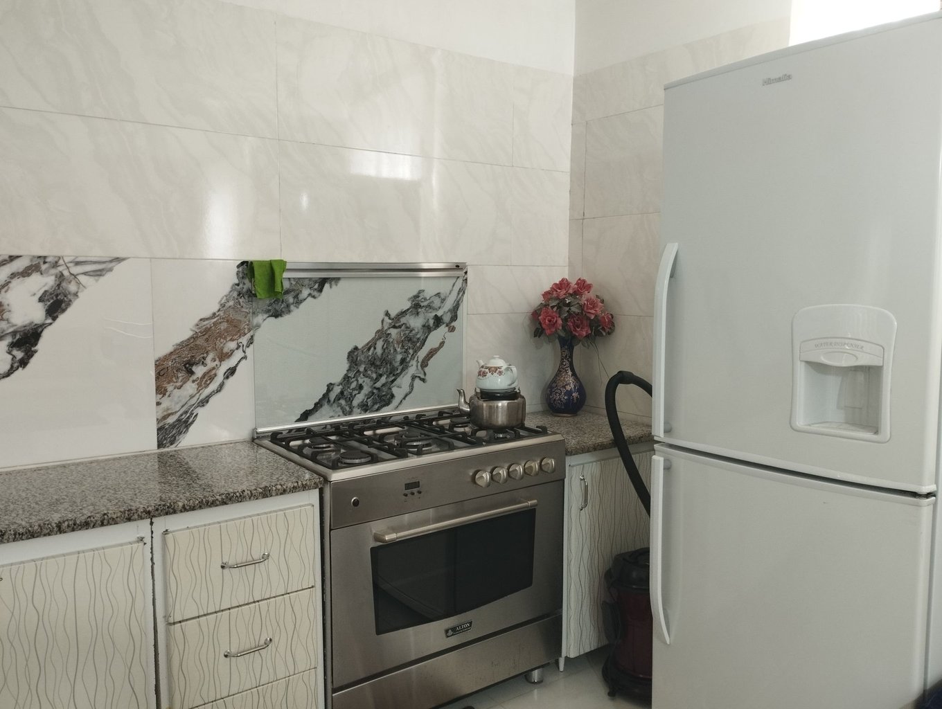 یک خوابه سرای نگار