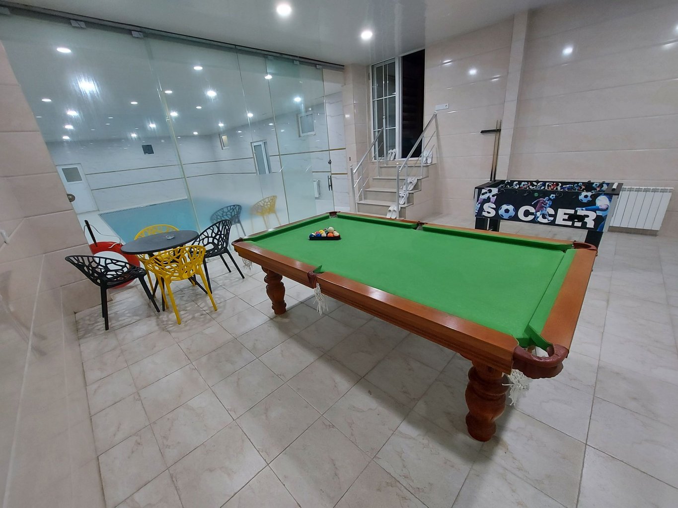 ویلا سه خوابه ساحلی استخردار آبگرم سام