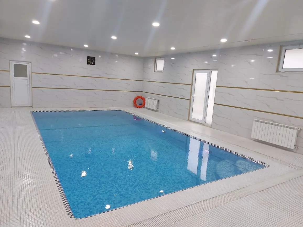 ویلا سه خوابه ساحلی استخردار آبگرم سام