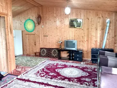 کلبه یک خوابه چوبی هلیا