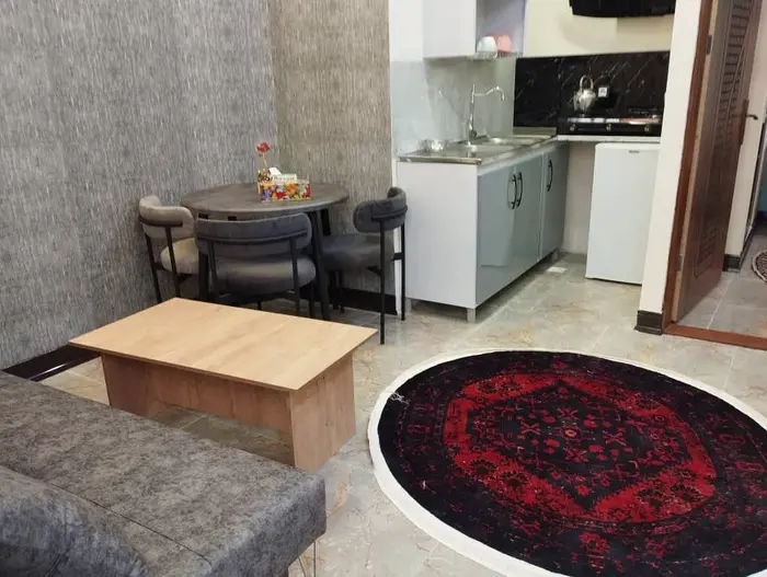 سوئیت یک خوابه هفتواد واحد آرین - هال و پذیرایی و اشپزخانه