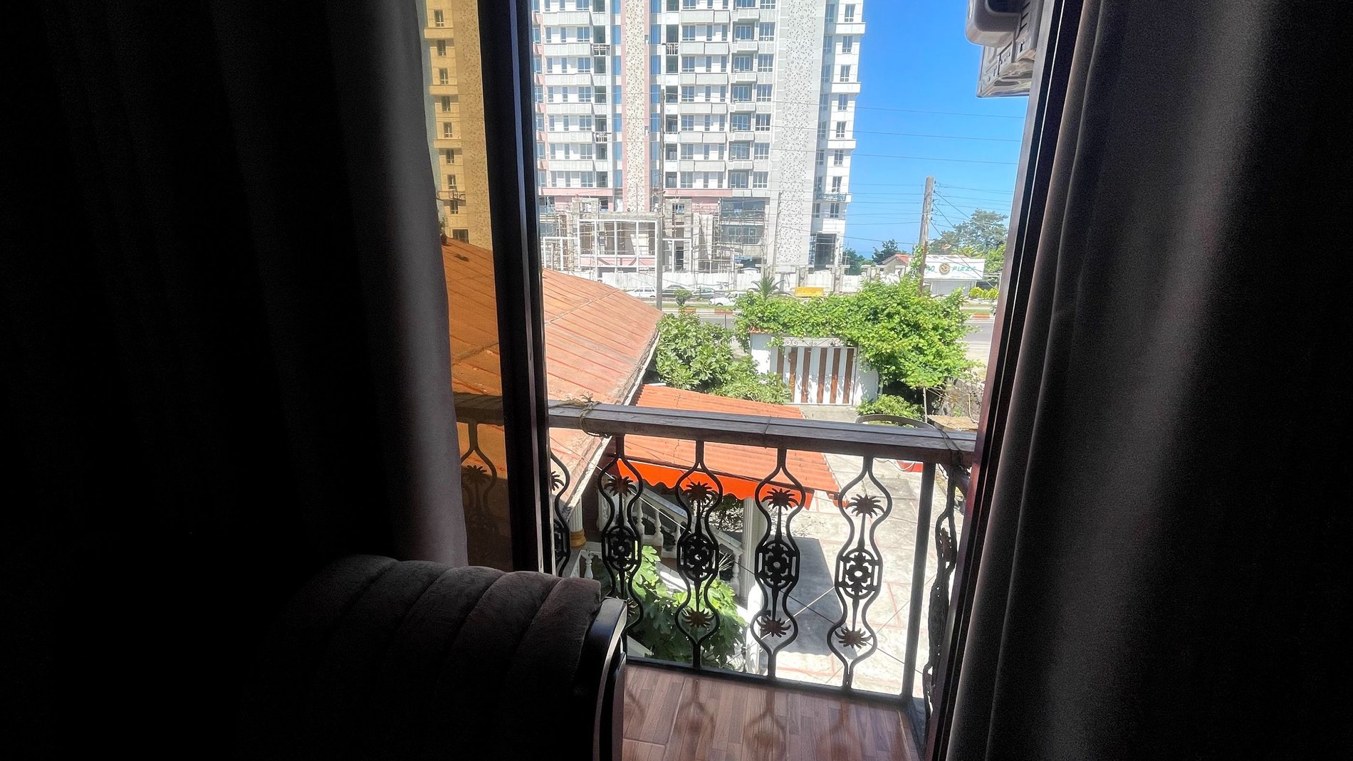 آپارتمان دوخوابه طبیعت 5