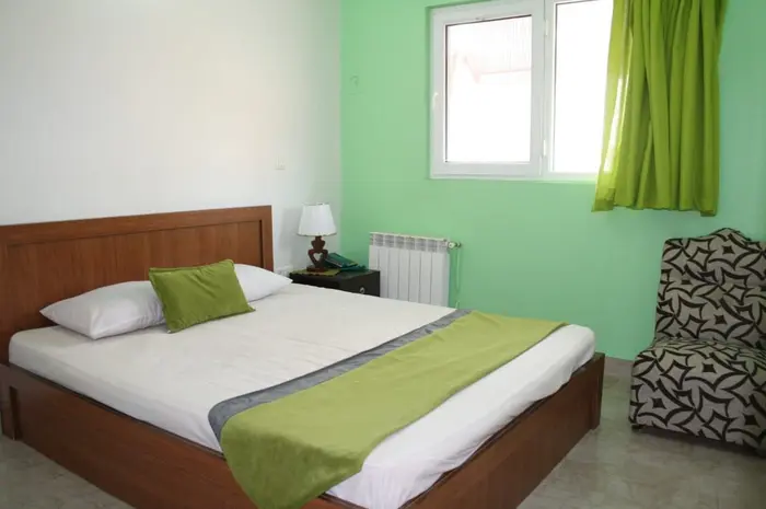 دوخوابه نخل واحد ۱۰۶