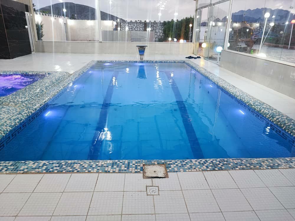 ویلا یک خوابه استخردار آبگرم زرین