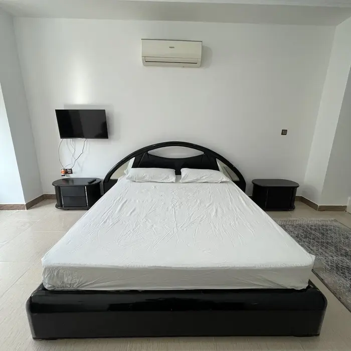 آپارتمان یک خوابه جنگلی میلکان ۲