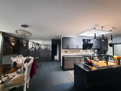 ویلا دوخوابه سرسبز 11