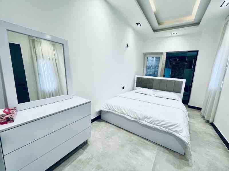 یک خوابه فرکانس واحد 1