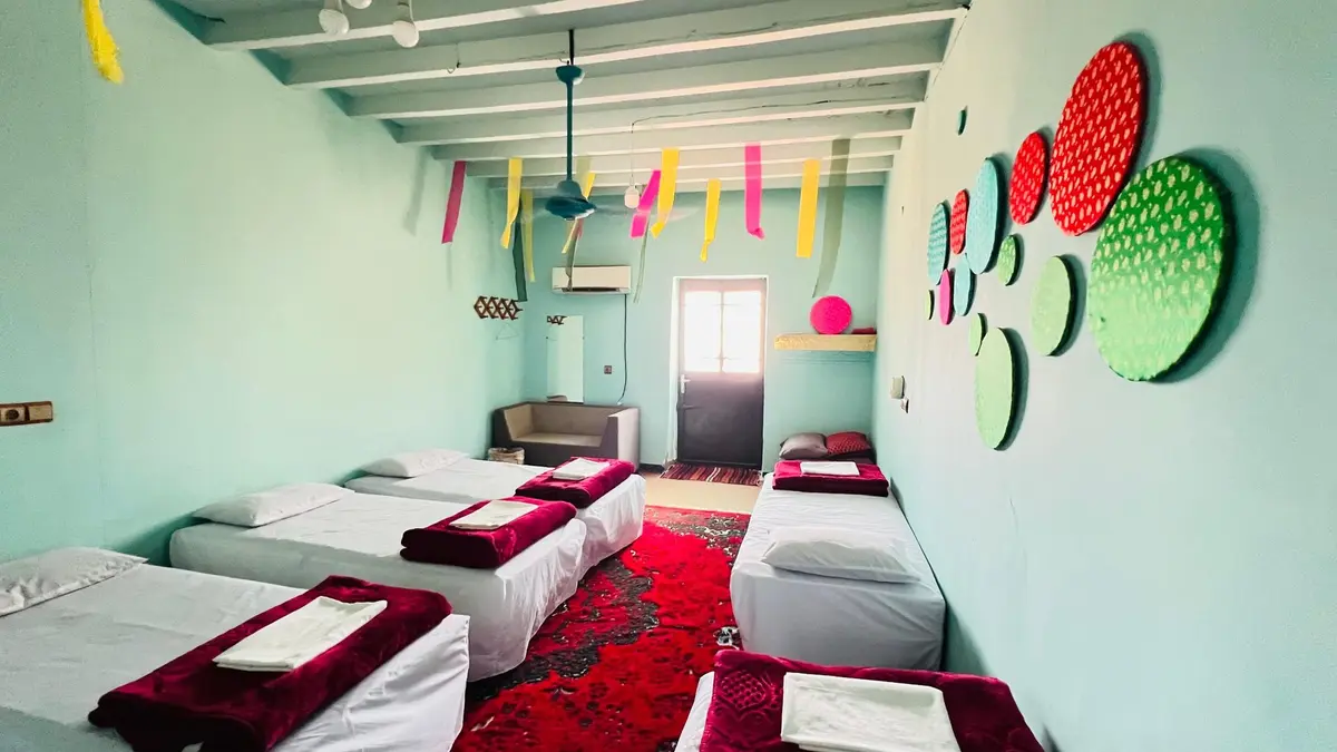 بوم گردی بوم هرمزی - واحد ۵