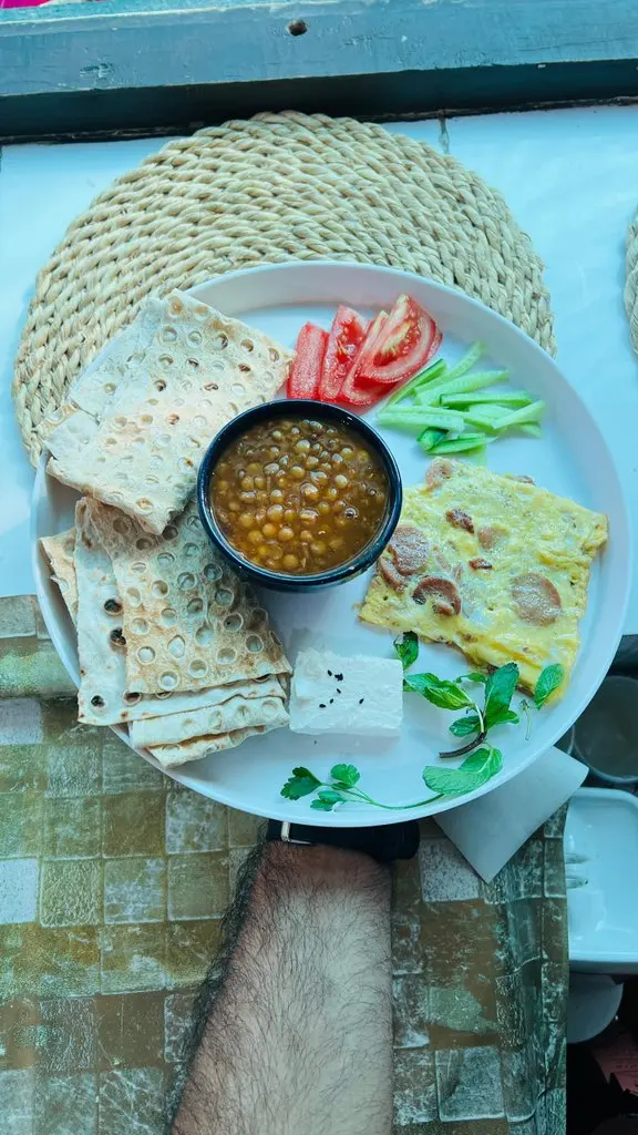 بوم گردی بوم هرمزی - واحد ۶