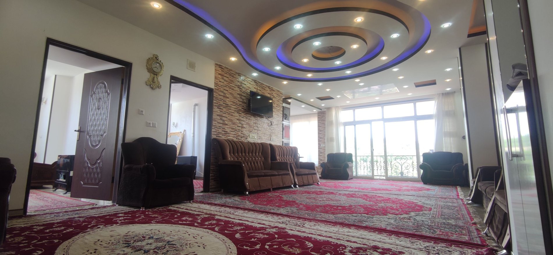 ویلا ساحلی روف گاردن
