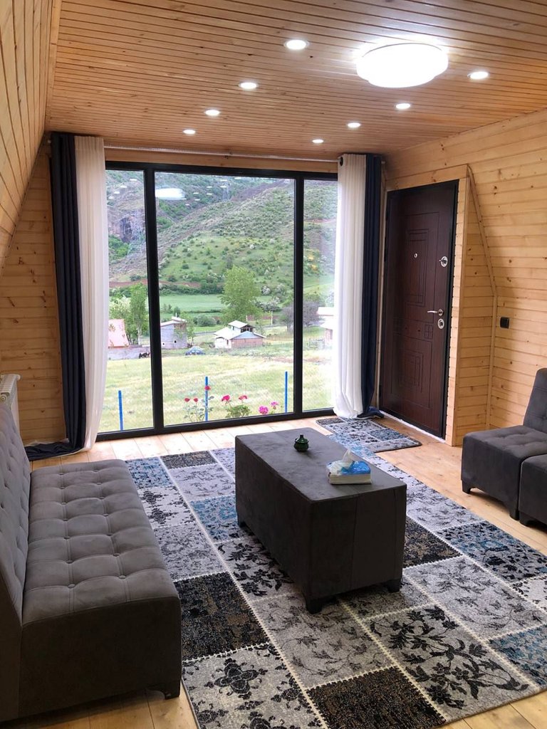 یک خوابه سوئیسی ییلاقی زوبین