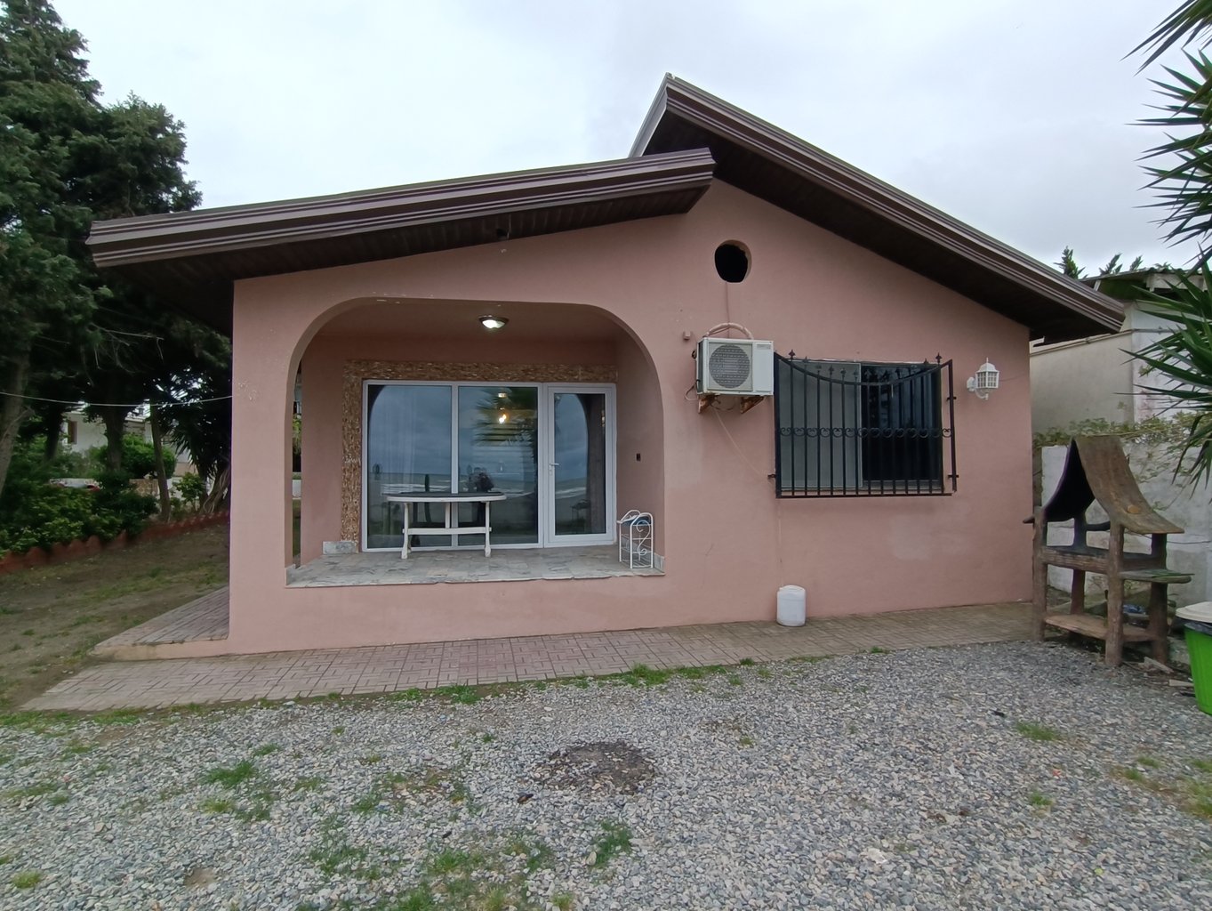 ویلا دوخوابه ساحلی طوفان 2