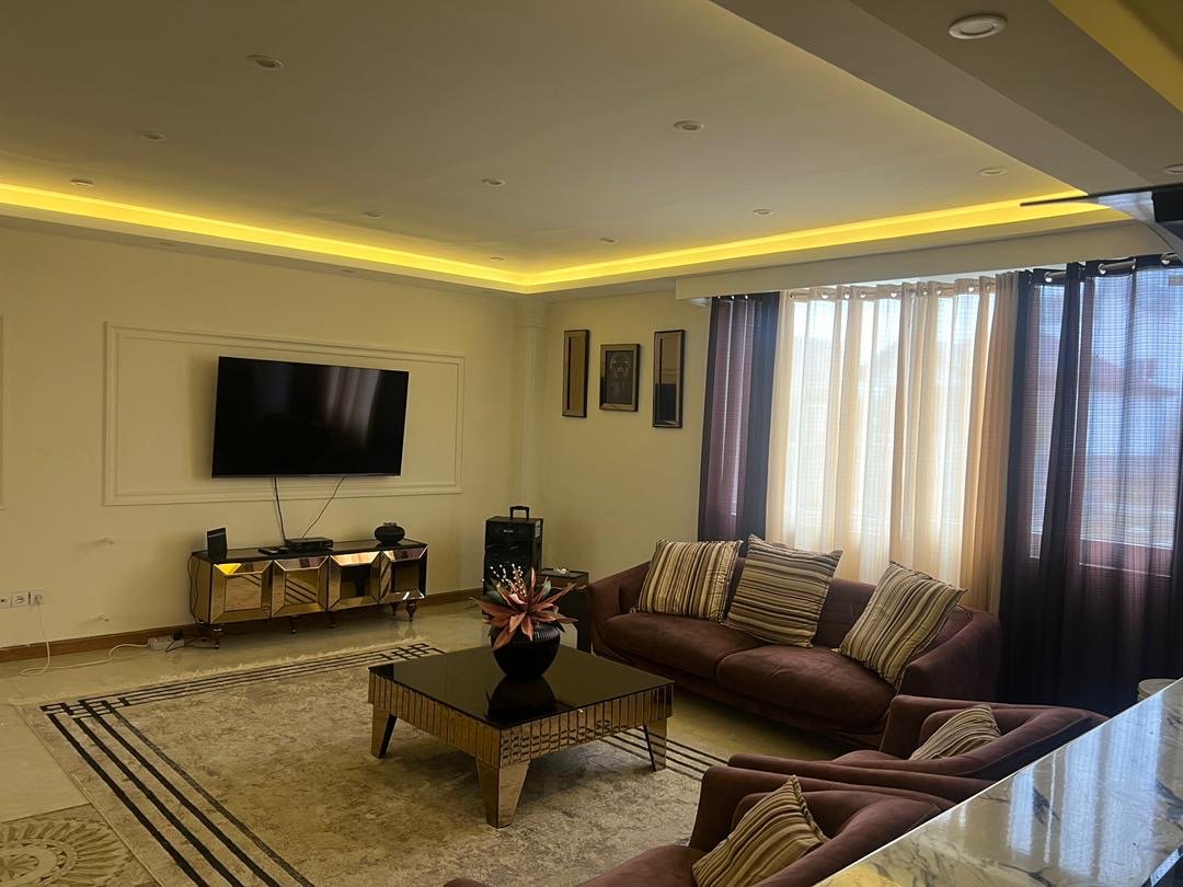 ویلا سه خوابه دوبلکس استخردار آبگرم سیسرا