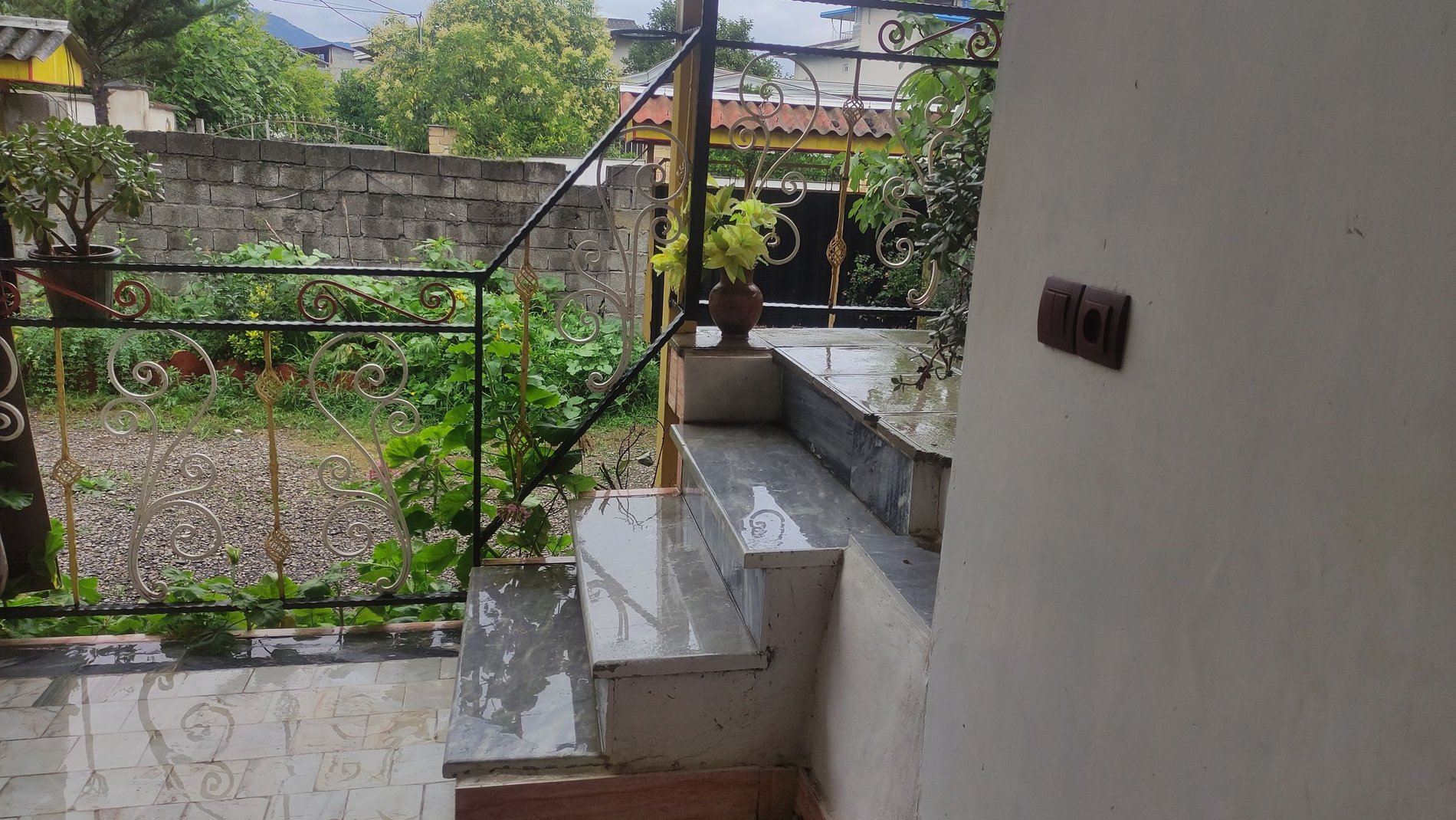 دوخوابه بهمنش