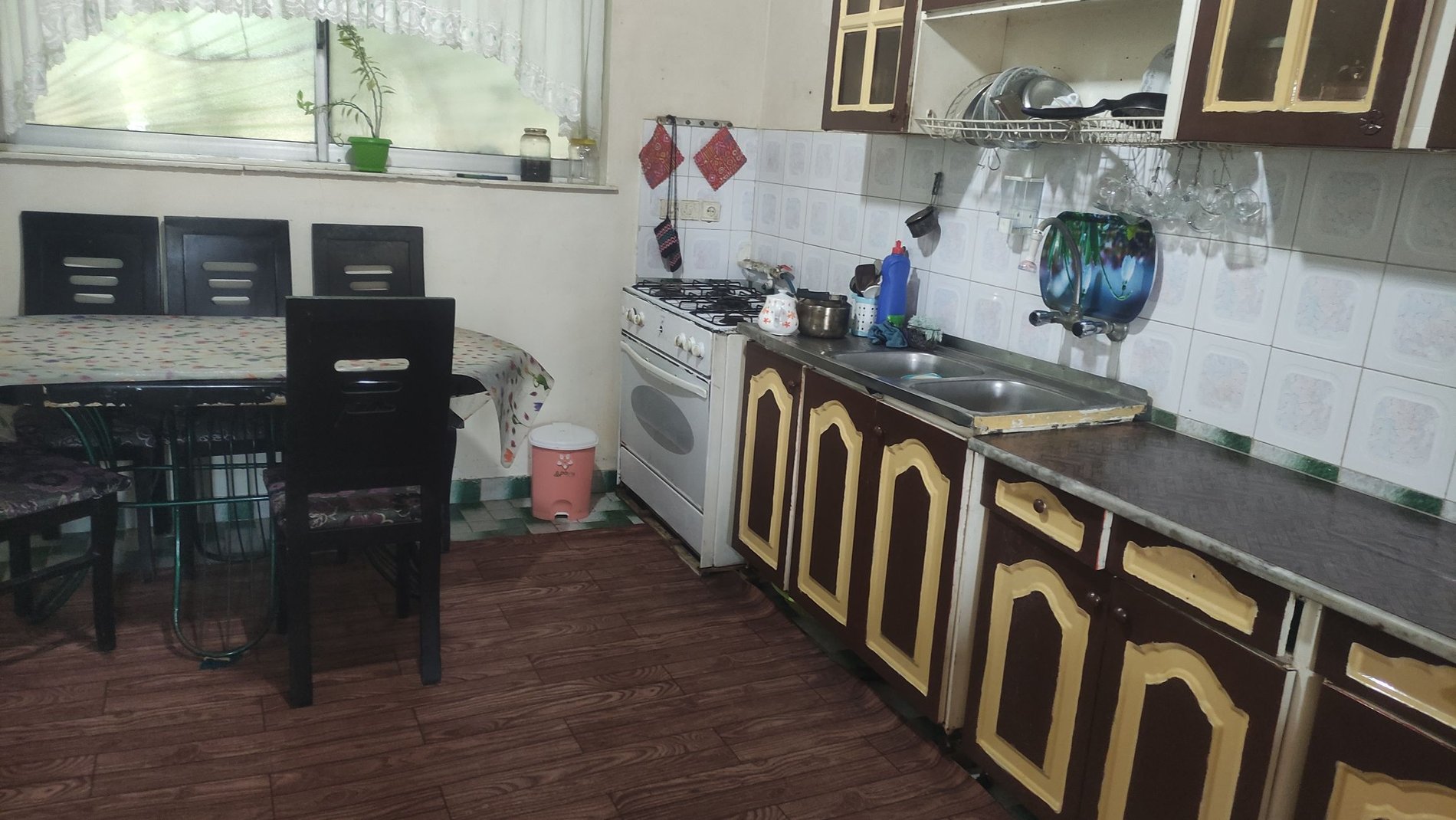 دوخوابه بهمنش