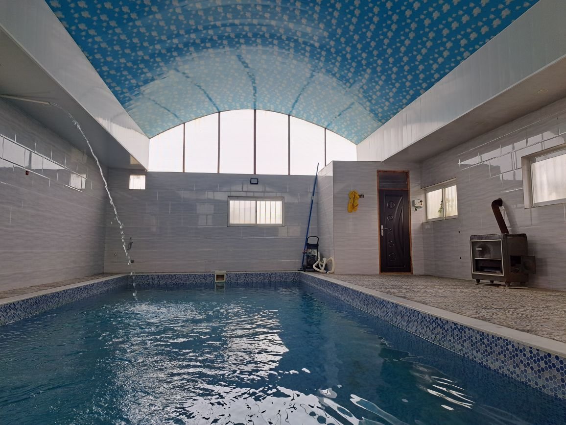 ویلا یک خوابه استخردار آبگرم باغ پژولیده