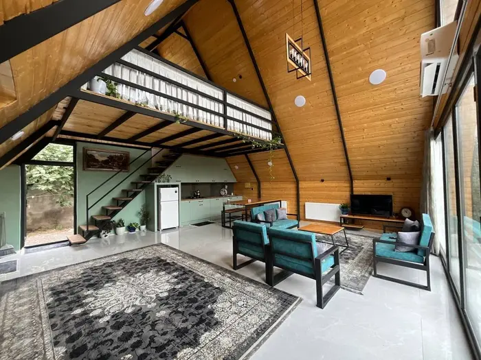 کلبه دوخوابه سوئیسی میرمحله - حال و پذیرایی 