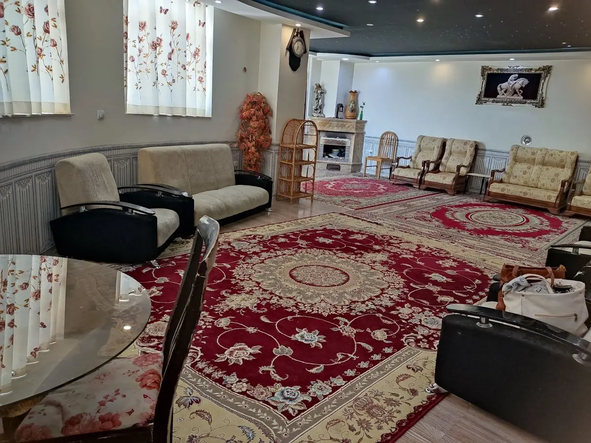 ویلا دوخوابه صدف 8 - سالن پذیرایی