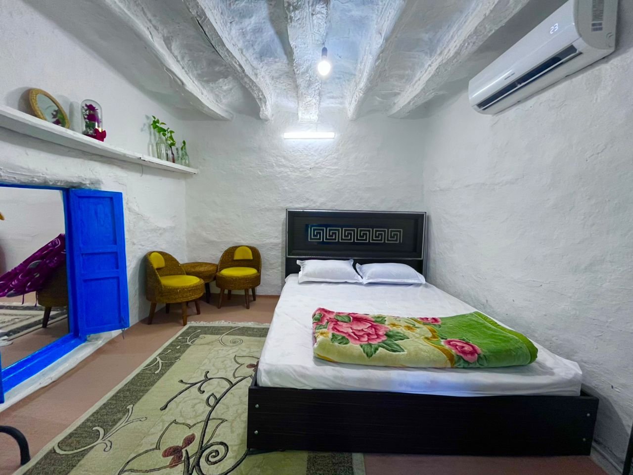 اقامتگاه سنتی دوخوابه خانه پدری واحد ۱