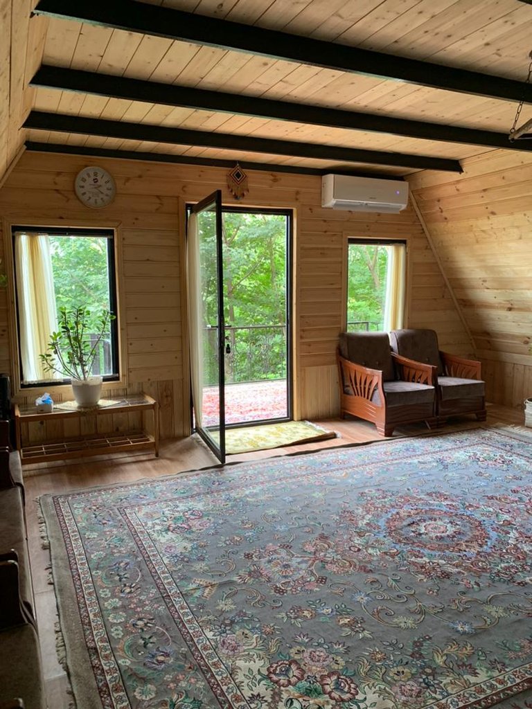 کلبه یک خوابه سوئیسی زیباران