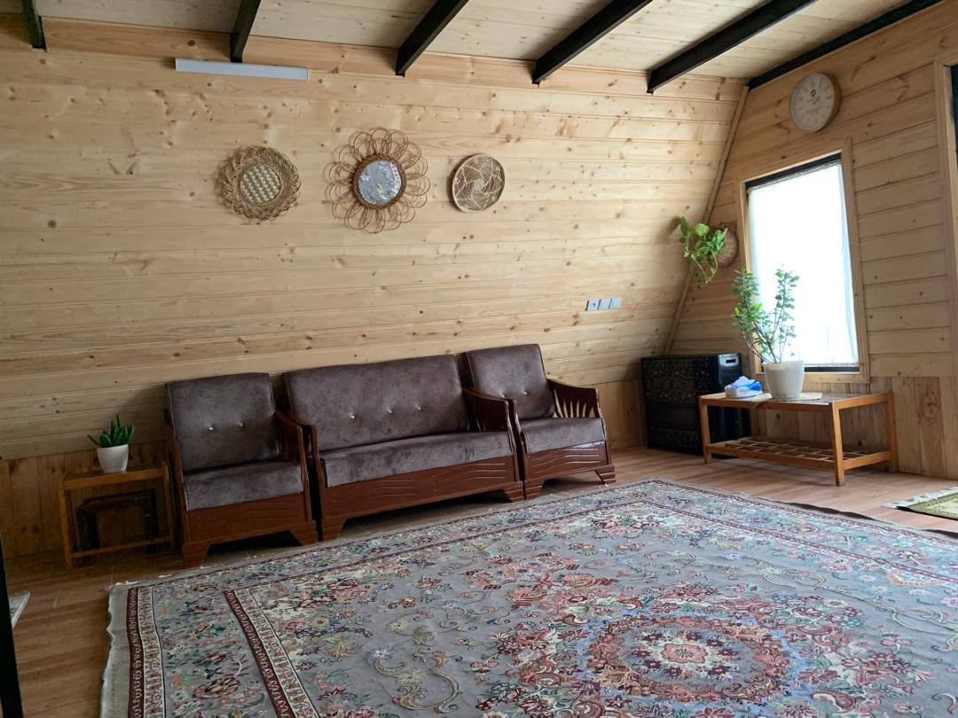 کلبه یک خوابه سوئیسی زیباران