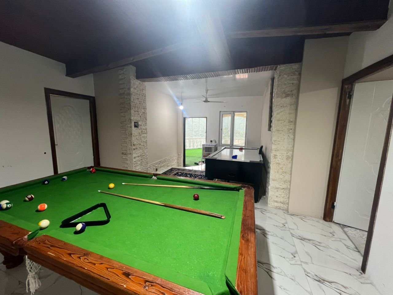 هفت خوابه استخردار آبگرم گیلده