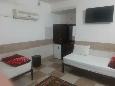 مسافرخانه هتل اعتماد - واحد چهارتخته 3