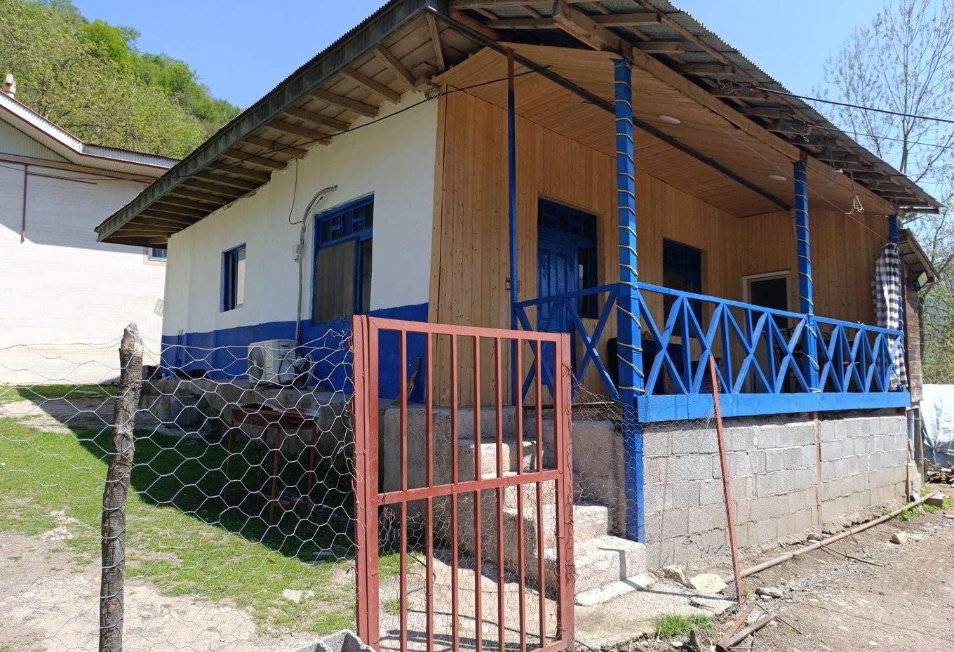 یک خوابه جنگلی خروم 1