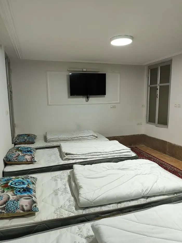 بوم گردی ایرن - واحد 104