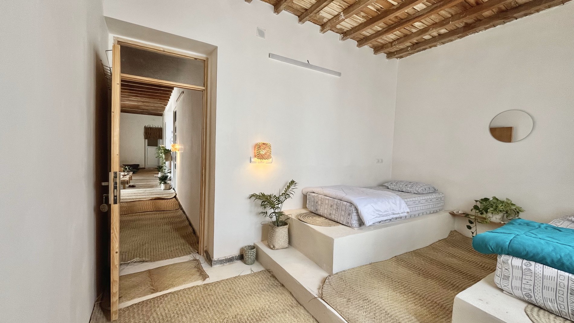 خانه کوچ - واحد دوست