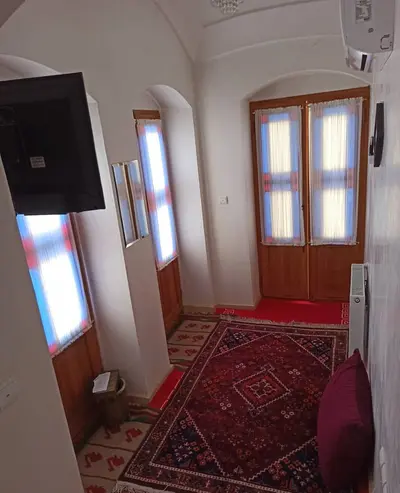 اقامتگاه سنتی سرای صباغیان - واحد عقیق