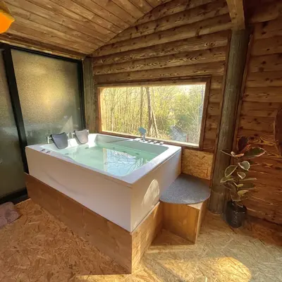 کلبه کوکه - واحد درخش