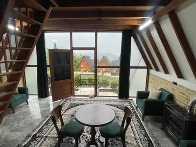 کلبه یک خوابه دوبلکس سوئیسی جنگلی کاووس کبریا