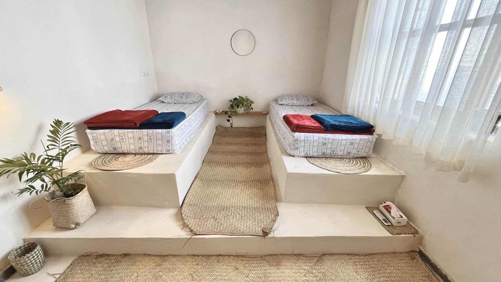 خانه کوچ - واحد دوست