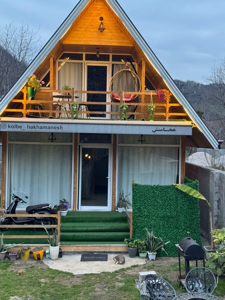 کلبه یک خوابه سوئیسی هخامنش - -تصویر اصلی باشه