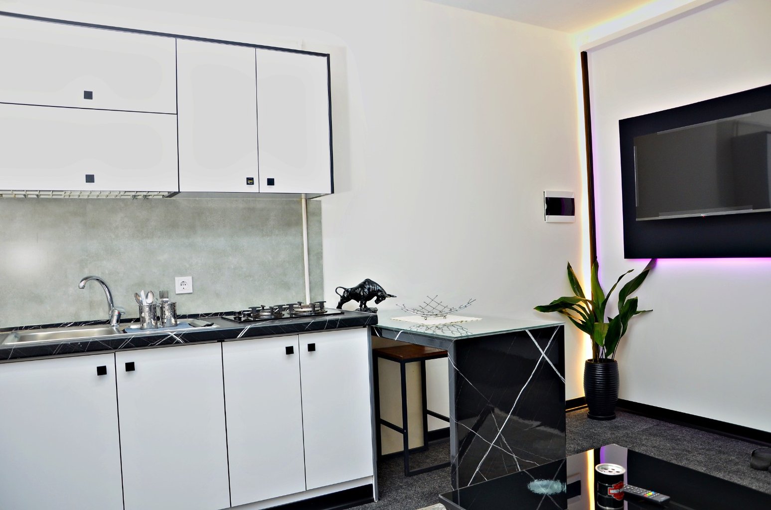 آپارتمان یک خوابه جکوزی دار ستارخان - واحد 15