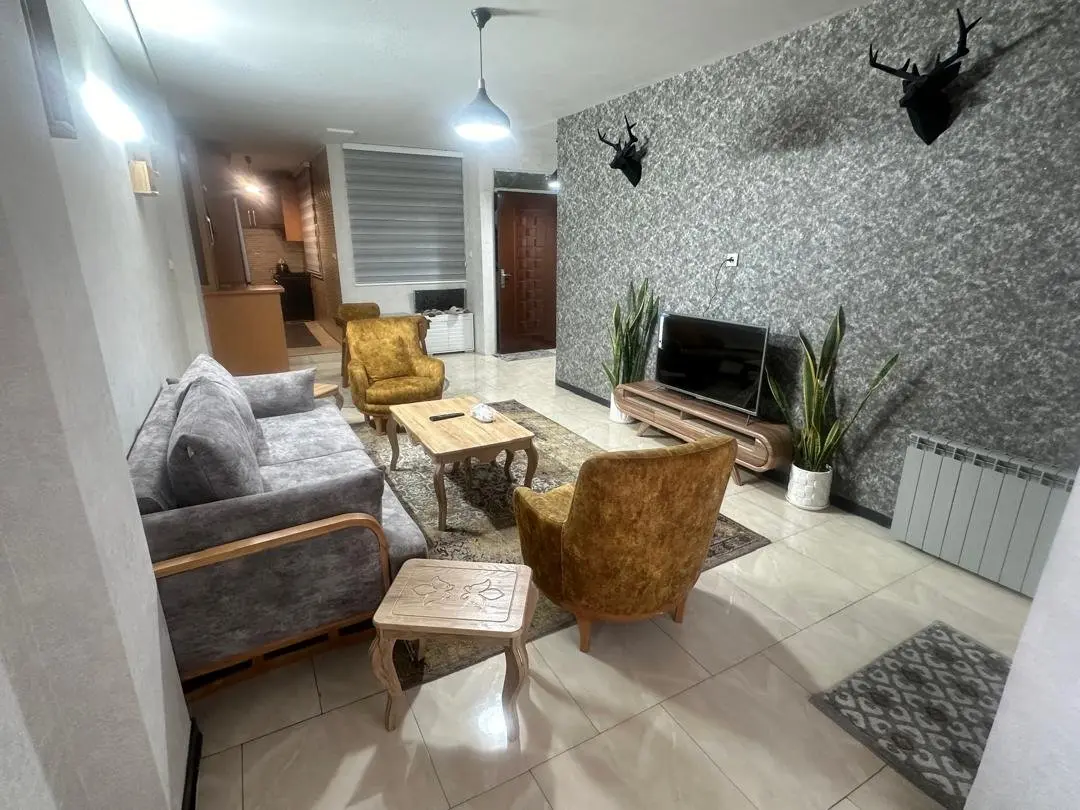 آپارتمان یک خوابه لاله شرقی جنت آباد ۷