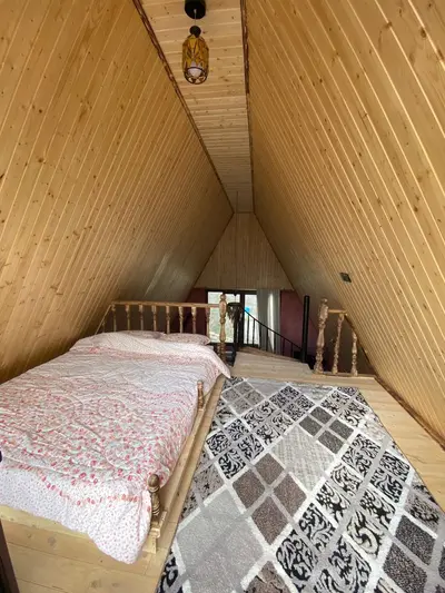 کلبه یک خوابه سوئیسی ایواز