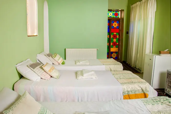 اقامتگاه سنتی آبان - واحد بهار