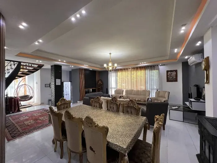 ویلا چهار خوابه استخردار آبگرم الماس قو