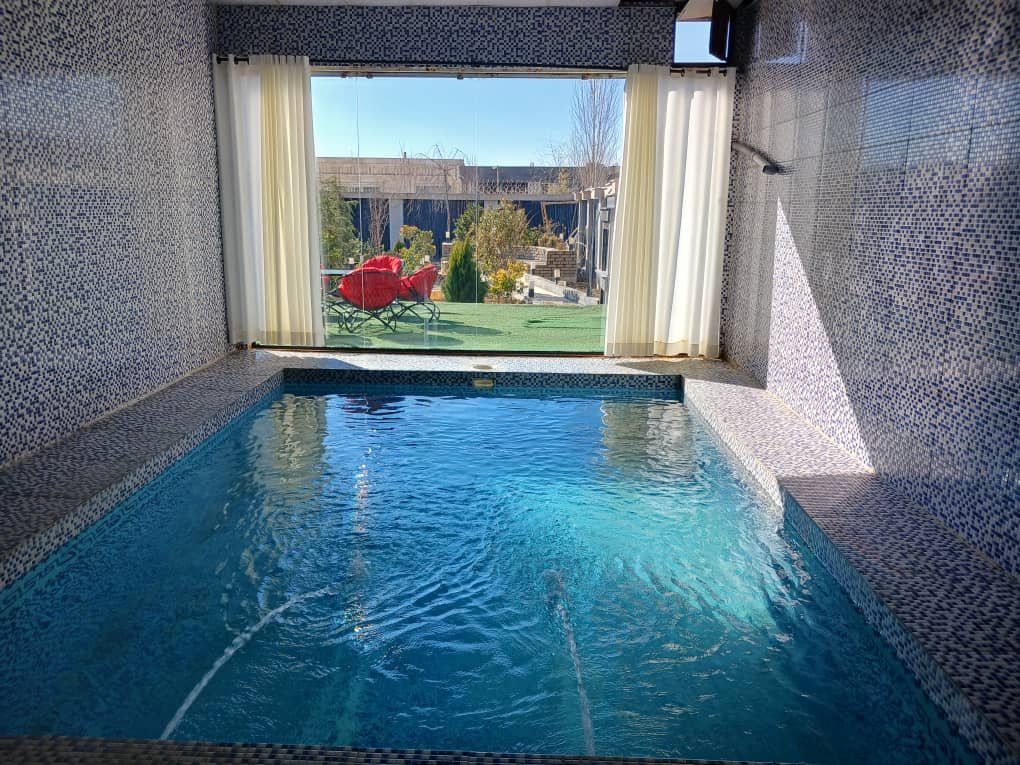 دوخوابه استخردار آبگرم رادین 2